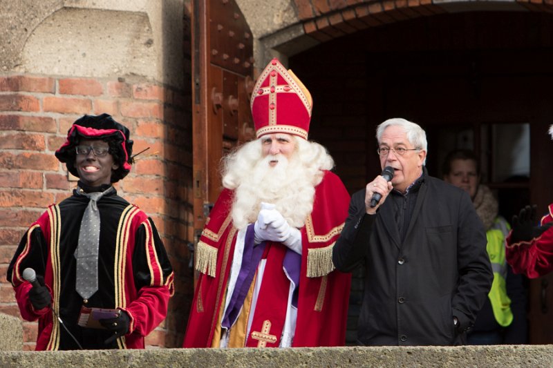 Intocht Sinterklaas 2016 02.jpg